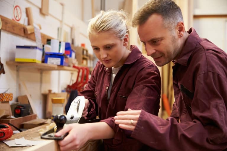 Duale Ausbildung: 4 Kriterien + 10 Tipps Für Einen Ausbildungsplatz